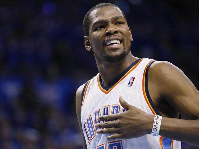 劈至中前 劈至中前